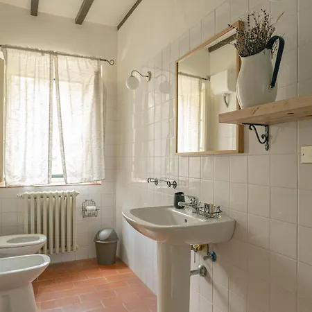 Alloggio per agriturismo Fattoria Di Germagnano *